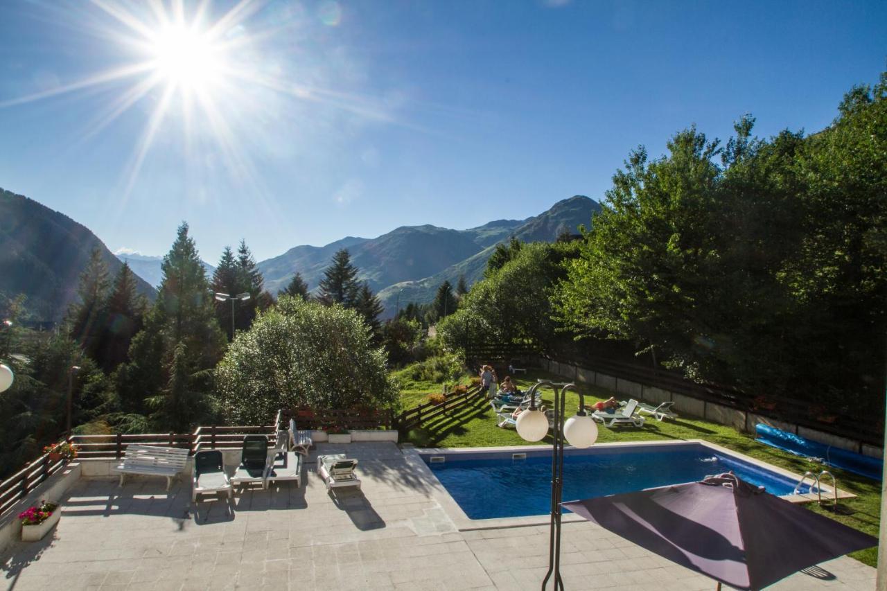 Apartamentos Multibaqueira Baqueira Beret Extérieur photo
